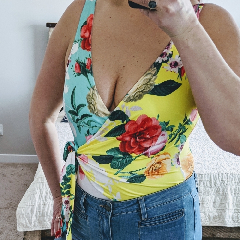 🆕🌿FLORAL BODYSUIT🌿 - Picture 8 of 13